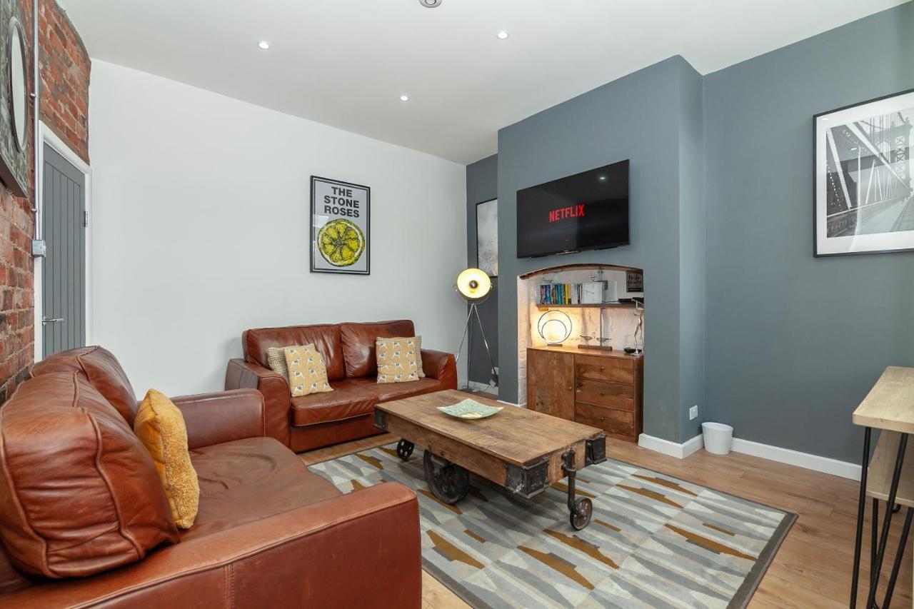 Casa de Férias Park House - Large 3 Bedroom Victorian House, 10 Mins From Manchester